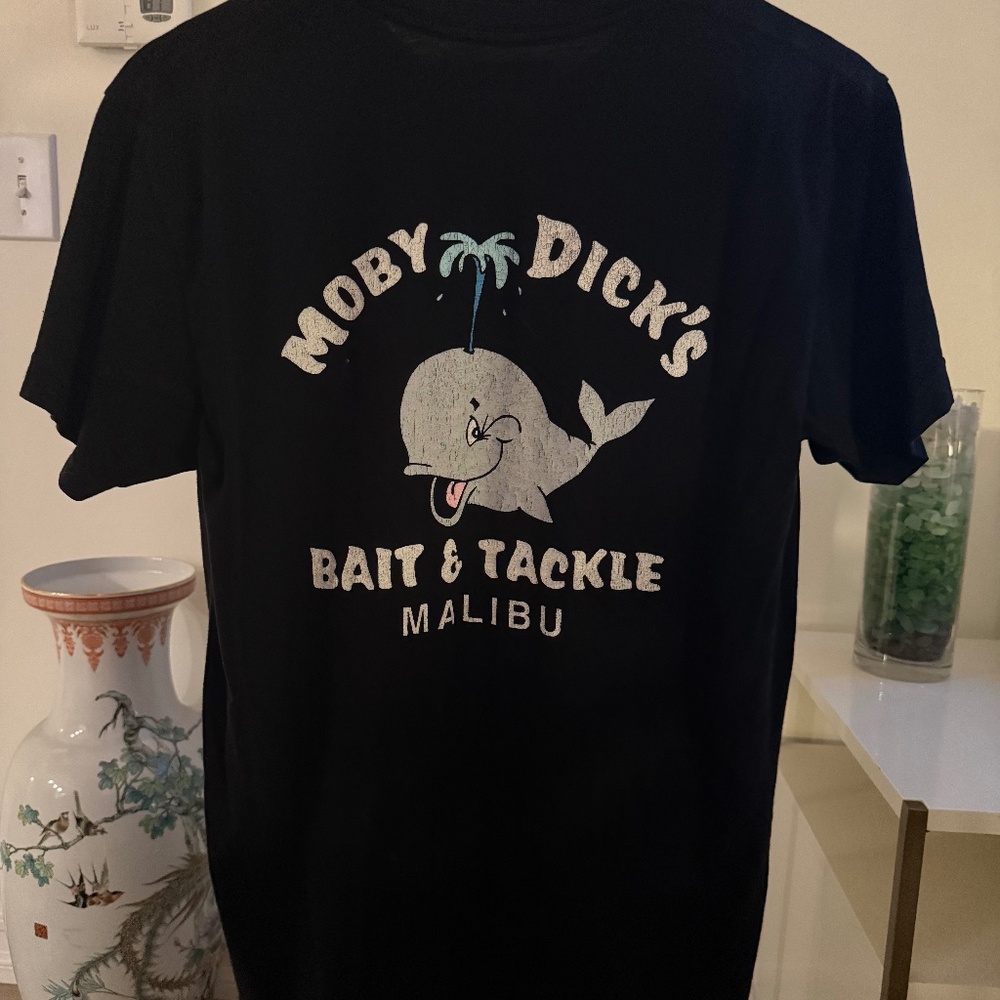 Local Authority Los Angeles Moby Dick's Bait & Tackle Malibu Tee | Black